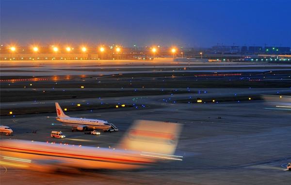 智慧能源：拟控股全球领先的智慧机场服务商京航安