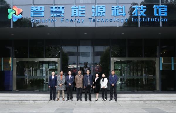 青海高新技术产业开发区管委会领导一行来访远东