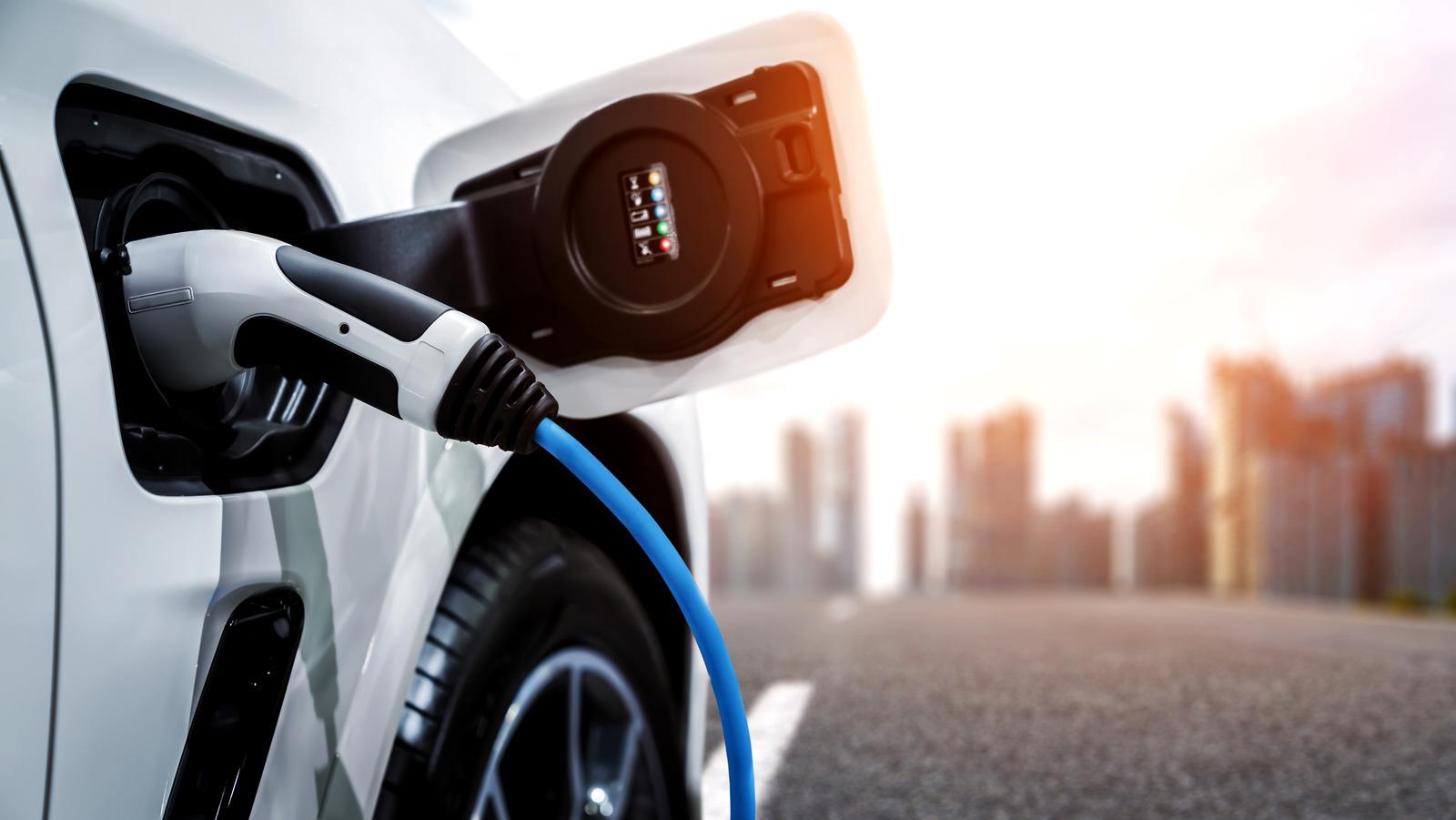 2022-30年全球電動汽車充電電纜年復合增29%